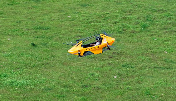 Gallop Across Grasslands, Soar Over Lakes | YIVTOL S-ZERO Flies Over Inner Mongolia, unveiling the YIVTOL Experience Centre